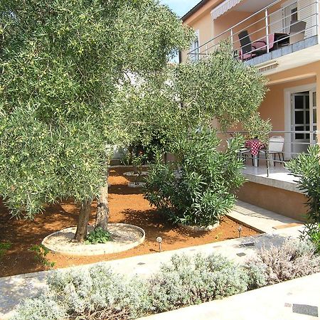 Apartmani Bakran Krk Town Buitenkant foto