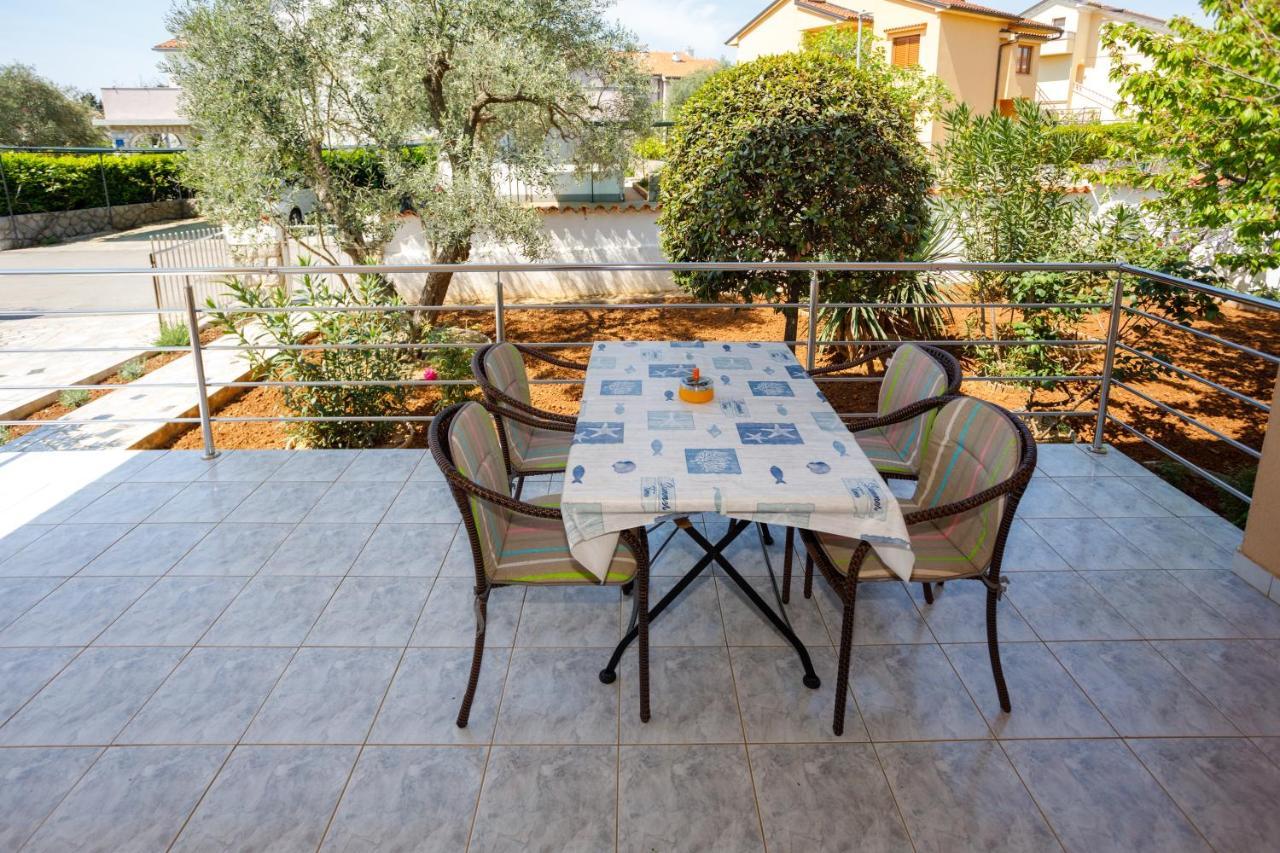 Apartmani Bakran Krk Town Buitenkant foto