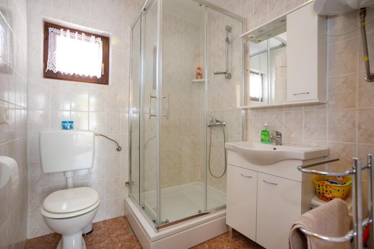 Apartmani Bakran Krk Town Buitenkant foto