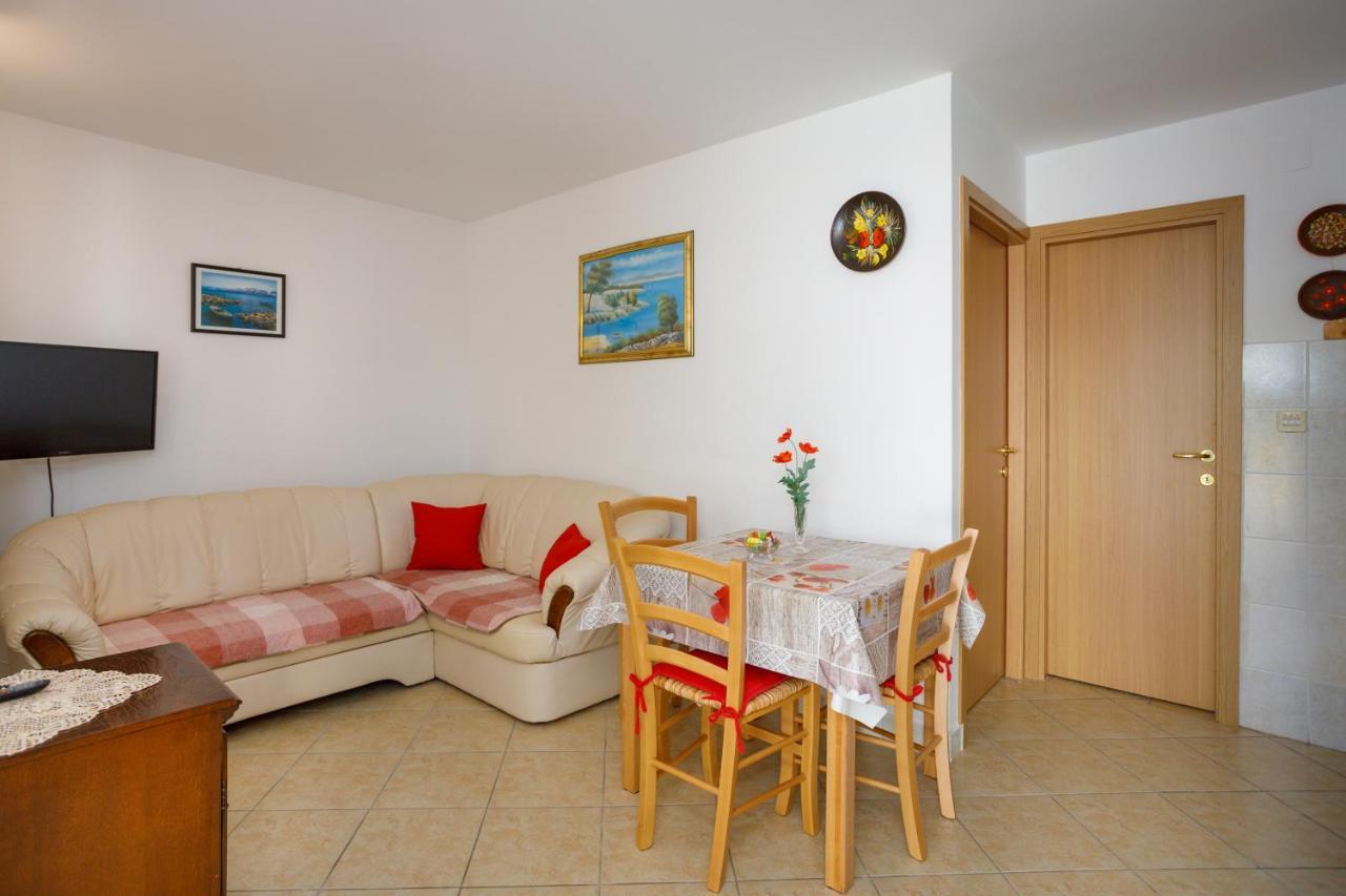 Apartmani Bakran Krk Town Buitenkant foto
