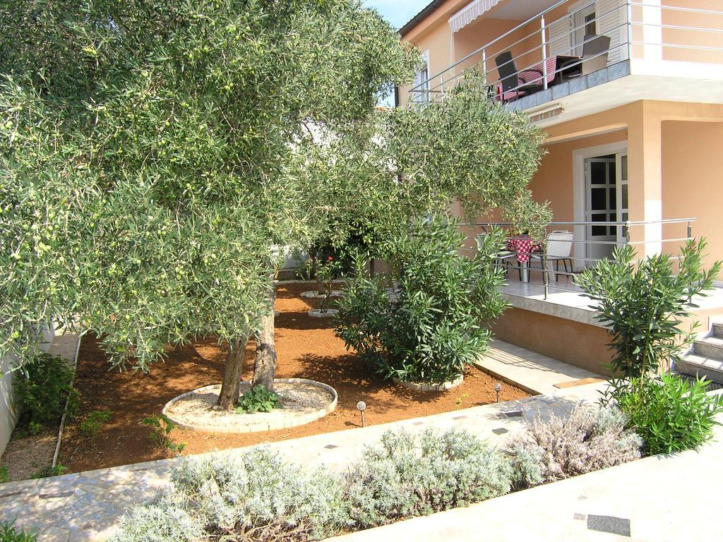 Apartmani Bakran Krk Town Buitenkant foto