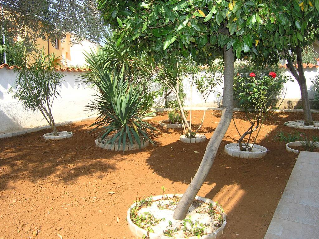 Apartmani Bakran Krk Town Buitenkant foto