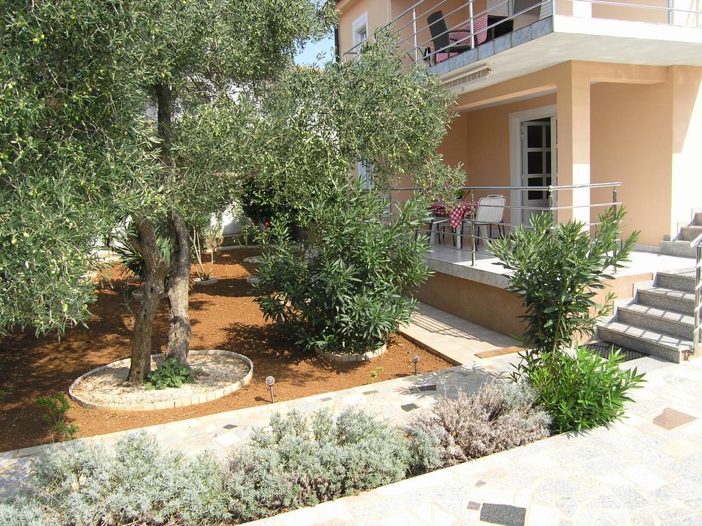 Apartmani Bakran Krk Town Buitenkant foto